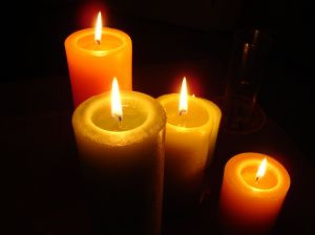 levande-ljus_2635369